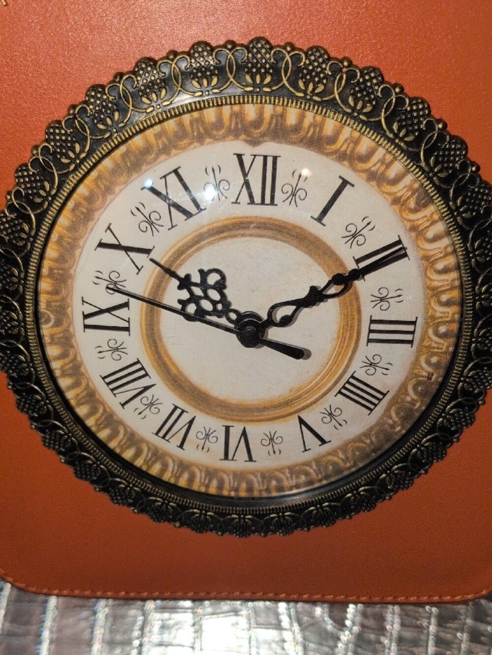 Working Clock Face Rust Crossbody Bag with Removable Strap - New - Picture 3 of 14